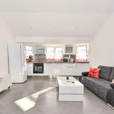 Zubcic-3 By Interhome Apartamento *