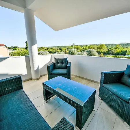 Zubcic-3 By Interhome *