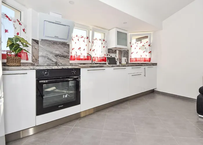 Zubcic-3 By Interhome